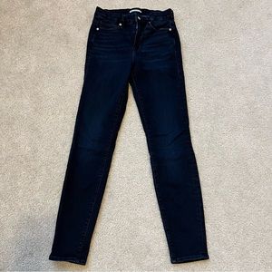 GOOD AMERICAN Good Legs High Waist Skinny Jeans, size 4